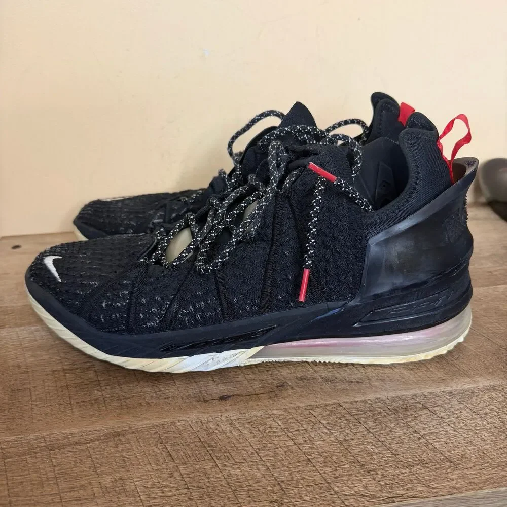 Nike LeBron 18 "Bred" basketball shoes size 13 sneakers